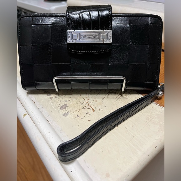 Brighton Black Woven Leather Wristlet Wallet like new - Picture 1 of 10